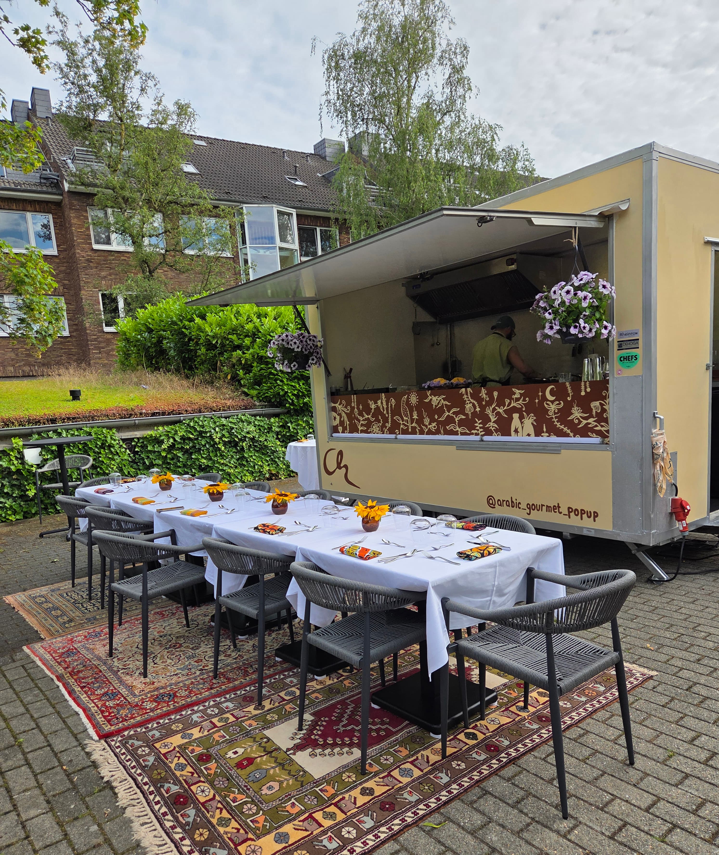 Outdoor Fine Dining